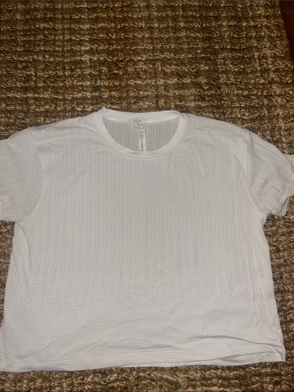 Lululemon Train to Be White 8